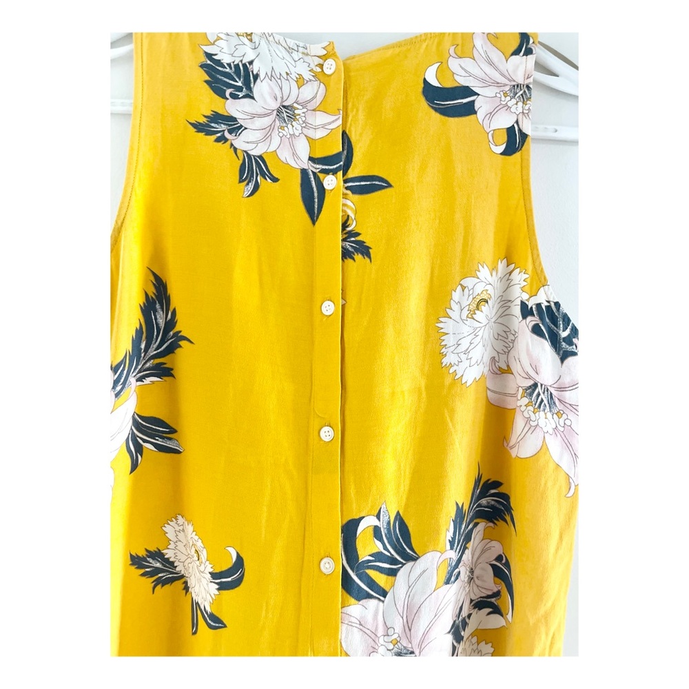 💛 Beautiful Loft Tank 💛 - Picture 7 of 8